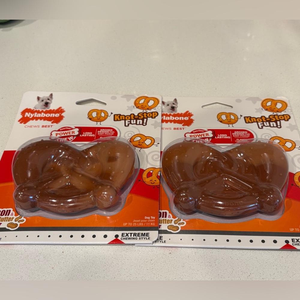 New in Package Extreme Chewer Small Pretzel